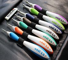 Набор крючков для вязания с эргономичной пластиковой ручкой addiSwing 640-2