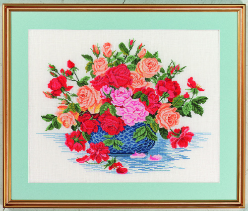 Набор для вышивания Букет роз в синей вазе 14-260 Eva Rosenstand смотреть фото