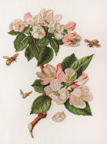 Набор для вышивания Цветущая яблоня по рисунку А. Лунцер Марья Искусница 06.002.34 смотреть фото