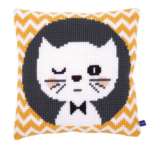 Набор для вышивания подушки Подмигивающий котенок VERVACO PN-0155152 смотреть фото