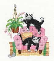 Набор для вышивания Игривые котята  HERITAGE CZPC1690A