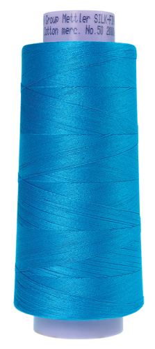 Фото нить для машинного квилтинга silk-finish cotton 50 1829 м цвет 1394 на сайте ArtPins.ru