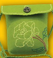 Набор для шитья из фетра Сумочка Роза на зеленом Kleiber 931-36