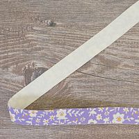 Лента хлопковая на картонной катушке "Цветы: лиловый с оранжевым"