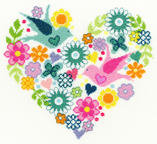 Набор для вышивания Heart Bouquet (Цветочное сердце) смотреть фото