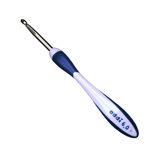 Фото крючок вязальный с эргономичной пластиковой ручкой addiswing maxi №6 17 см addi 141-7/6-17 дешево