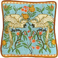 Набор для вышивания подушки Cockatoo And Pomegranate Tapestry Bothy Threads TAC19