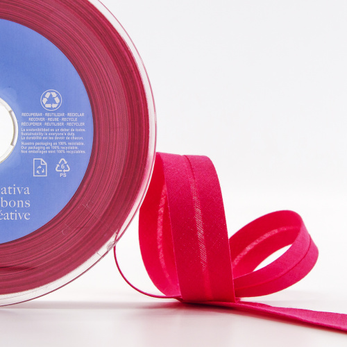 Фото косая бейка хлопок полиэстер 20 мм 25 м цвет 20 розовый темный safisa 6120-20мм-20 на сайте ArtPins.ru
