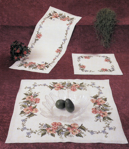 Набор для вышивания салфетки Розы и бабочки OEHLENSCHLAGER 73-02043 смотреть фото