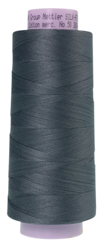 Фото нить для машинного квилтинга silk-finish cotton 50 1829 м цвет 0878 на сайте ArtPins.ru