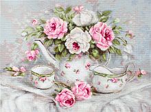 Набор для вышивания Чайный сервиз и розы