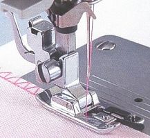 Лапка для швейной машины F015N оверлочная Brother XC1975052