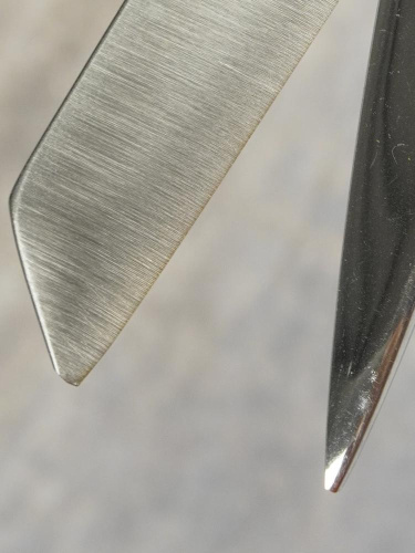 Фото ножницы c микрозубьями для шитья и хобби цельнометаллические joann 20 см hemline +j009.20459392/g002 на сайте ArtPins.ru фото 2