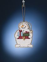 Набор для вышивания бисером Снеговик с подарками  Mill Hill MH162136