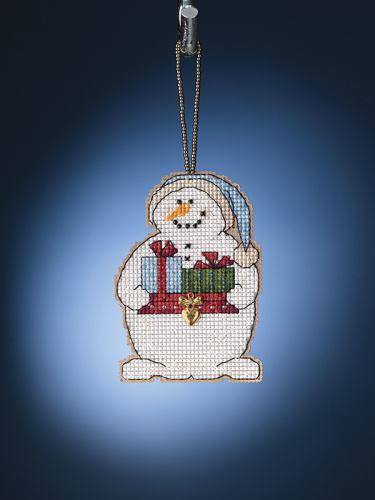 Набор для вышивания бисером Снеговик с подарками  Mill Hill MH162136 смотреть фото