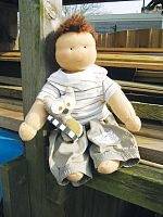 Набор для шитья вальдорфской куклы Мальчик Люк De Witte Engel A71300