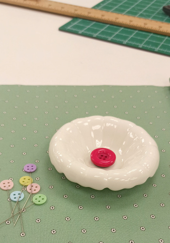 Фото керамическая магнитная игольница 9.5 см artpins ap-ceram01 на сайте ArtPins.ru фото 3