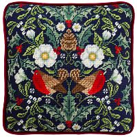 Набор для вышивания подушки Winter Robins Tapestry Karen Tye Bentley Bothy Threads TKTB4