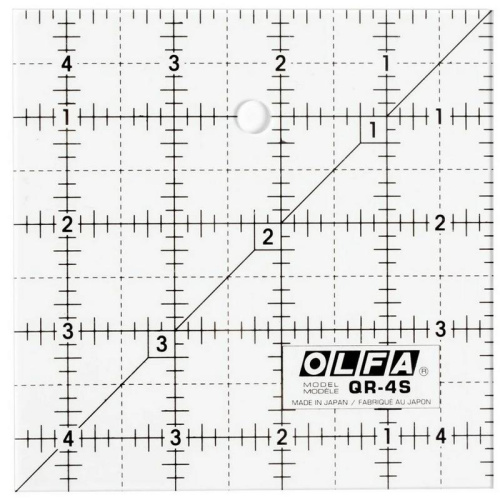 Фото линейка для пэчворка frosted  градация в дюймах  квадрат 4 х 4 olfa qr-4s на сайте ArtPins.ru