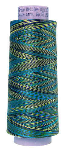 Фото нить для машинного квилтинга silk-finish multi cotton 50 1372 м amann group 9090-9815 на сайте ArtPins.ru