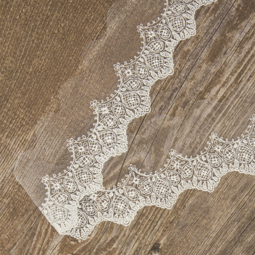 Фото вышивка на тюле 51 мм цвет белый iemesa i659/01 на сайте ArtPins.ru