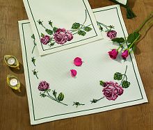 Набор для вышивания скатерти Розы