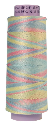 Фото нить для машинного квилтинга silk-finish multi cotton 50 1372 м amann group 9090-9826 на сайте ArtPins.ru