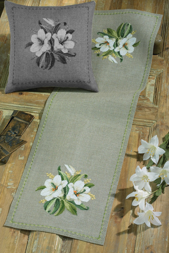Набор для вышивания дорожки Белые цветы - 68-2133 смотреть фото