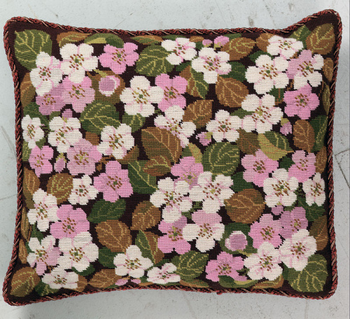 Набор для вышивания подушки Цветение яблони 01-0444 Eva Rosenstand смотреть фото