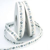 Тесьма декоративная Бутоны роз ширина 10 мм Acufactum Ute Menze 35070-12